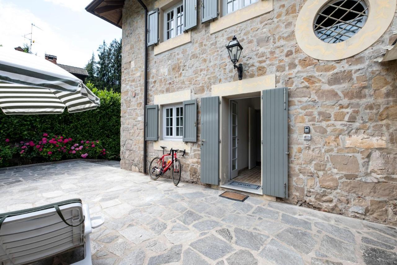 Ferienwohnung Contessa Pace - Luxury Flat Selvino Exterior foto
